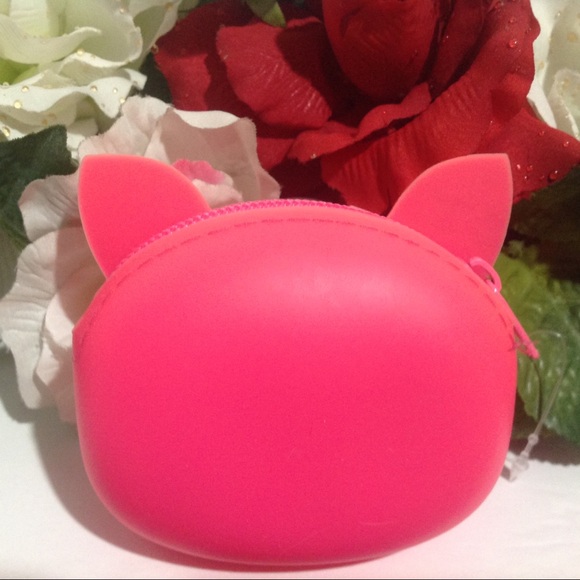 NWOT Silicone Coin Purse Pink Bear Face with Ears - Picture 3 of 10